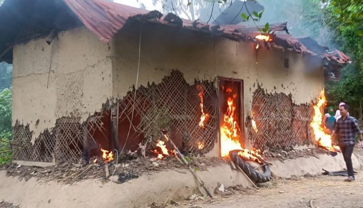 Manipur Viral Video: House of Prime Accused Huirem Herodas Meitei, Who Paraded Tribal Women Naked, Set on Fire