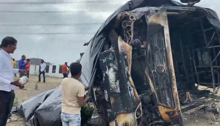 Samruddhi Mahamarg Expressway Bus Accident: Bodies To Be Identified Through DNA Testing After 25 Charred to Death in Fatal Bus Mishap in Maharashtra’s Buldhana