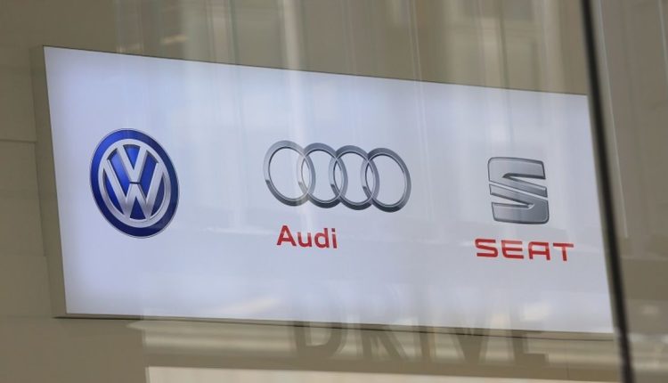 VW second-quarter earnings misses forecasts