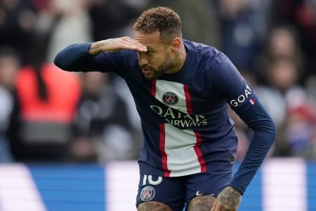 PSG identify Neymar’s replacement after Brazil superstar snubs Barcelona return | Football News