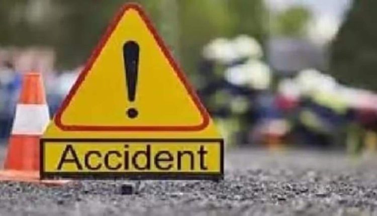 Three killed, dozen injured as car rams into roadside crowd in Jharkhand