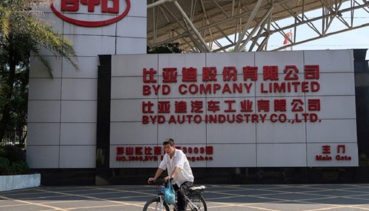 BYD calls on China automakers to unite against established brands