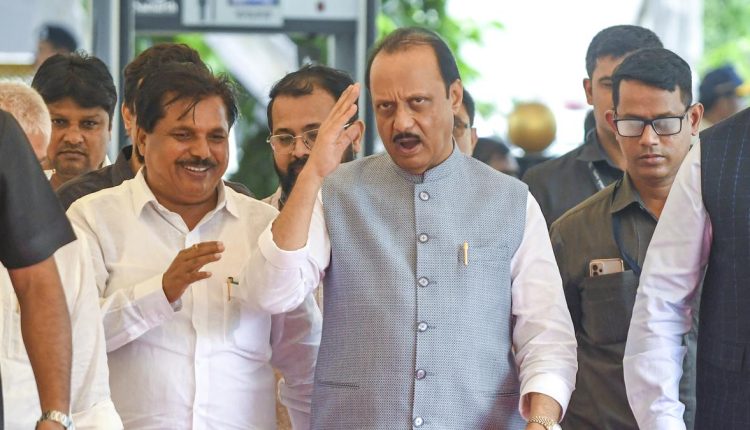 Influx of Maratha leaders may upset equations in Maharashtra BJP