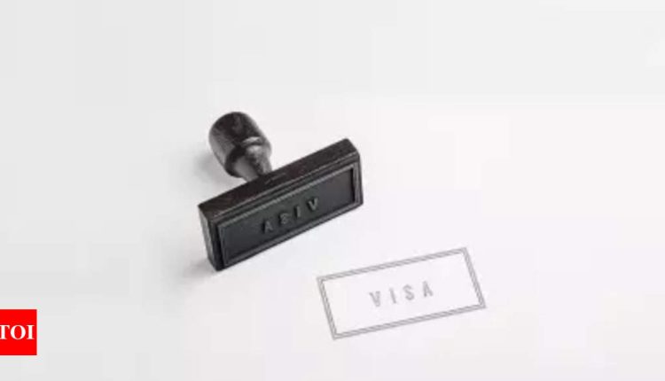 Pakistan extends visa of Indian woman who crossed border to marry her Facebook friend