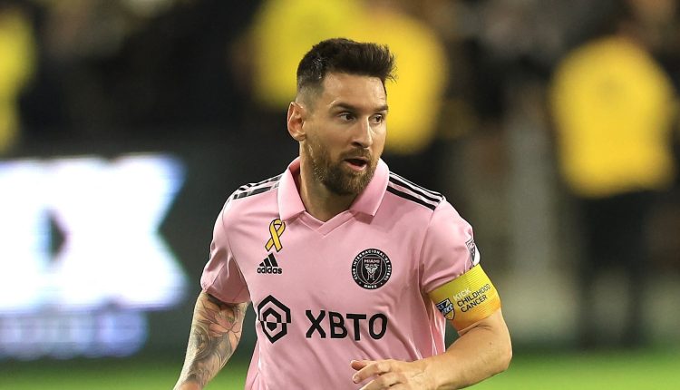 Tottenham head coach responds to Lionel Messi’s ‘best defender in the world’ cla | Football News