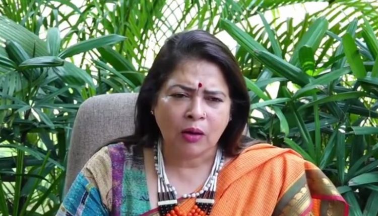 Mamata Banerjee Has Turned Sacred Place of 'Ma, Mati, Manush' into 'Bomb, Bullet and Beti Ke Sath Anyay', Says Union Minister Meenakshi Lekhi (Watch Video)