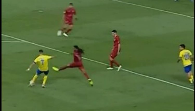 Watch: Ronaldo's insane long-range goal from weaker foot sparks United nostalgia | Football News