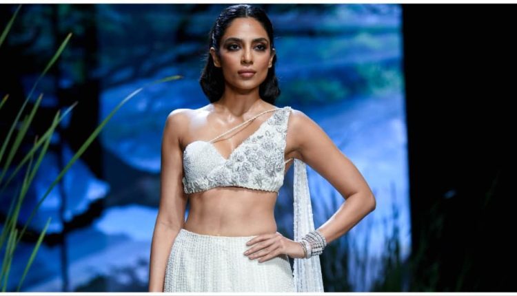 Sobhita Dhulipala Opens Up On Work Opportunities She Recieves, Says 'I'm A Vessel That Carries...' | People News