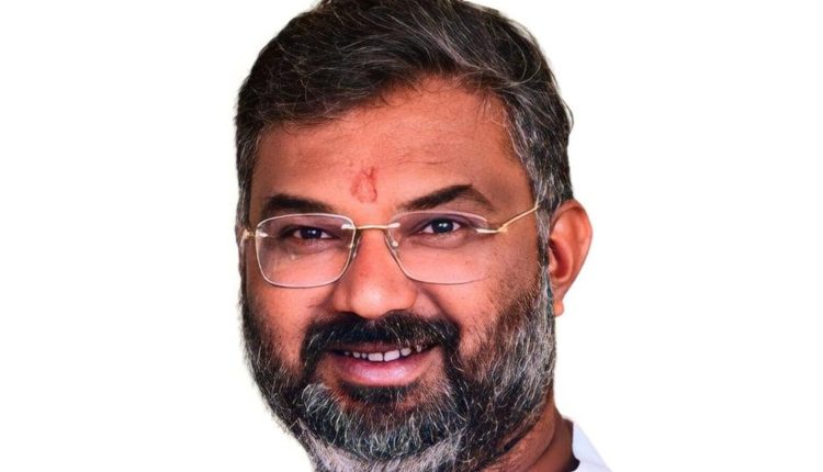 ‘Satish Jarkiholi will be a CM’: Karnataka Cong MLA kicks up fresh row | Bengaluru