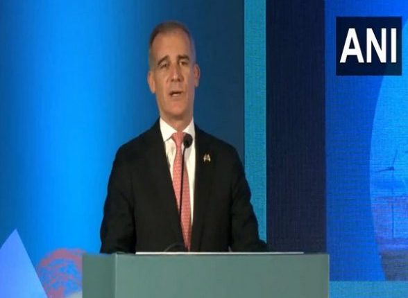 'Brings Back Memories of Growing Up There': US Ambassador to India Eric Garcetti Says Delhi's Air Pollution Like Los Angeles (Watch Video)