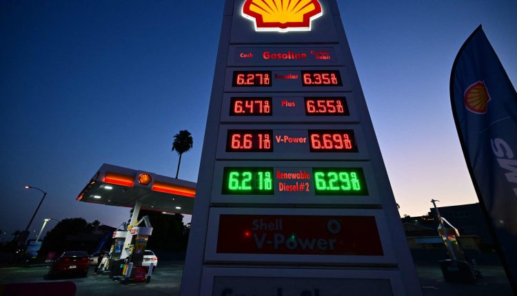 Shell posts $6.2 billion profit, announces $3.5 billion share buyback