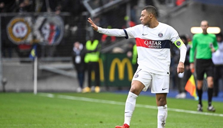 Mbappe scores and PSG overcome Le Havre despite Donnarumma's red card | Football News