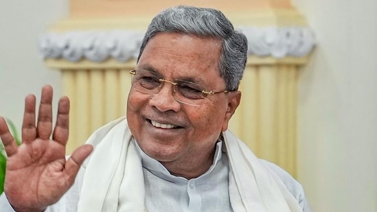 Karnataka CM Siddaramaiah appoints MLA Rayareddy as his economic advisor Karnataka CM Siddaramaiah appoints MLA Rayareddy as his economic advisor
