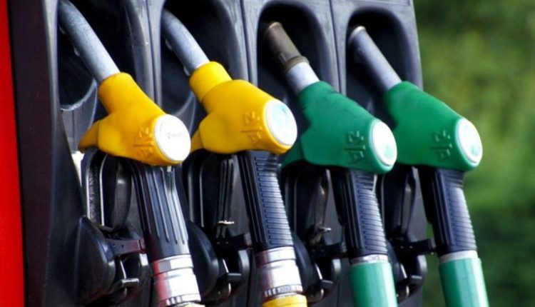 Kerala Petroleum Dealers Decide Not To Supply Fuel to Government Vehicles on Credit Till Dues Cleared