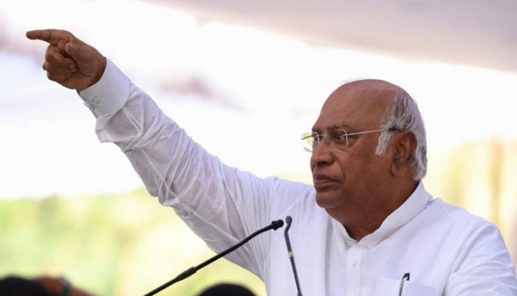 Mallikarjun Kharge's Name Proposed by Mamata Banerjee and Arvind Kejriwal As INDIA Bloc PM Face, Congress Chief Says 'Lets Win First'