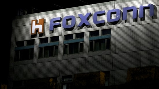 iPhone manufacturer Foxconn to invest additional $1.67 billion in Karnataka(REUTERS)