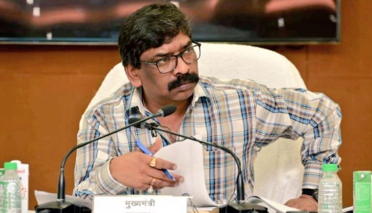 Land Scam Case: ED Questions Jharkhand CM Hemant Soren in Money Laundering Case for Over Seven Hours, He Calls It ‘Conspiracy’