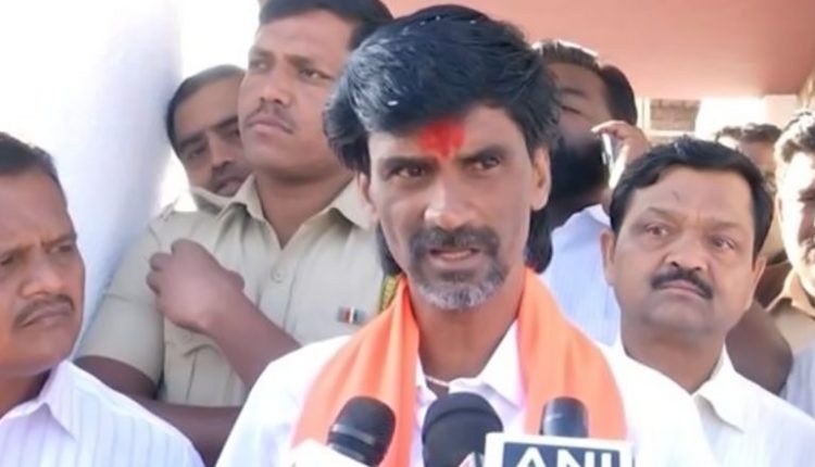 Maratha Reservation Protest: Manoj Jarange-Patil Serves 24-Hour Ultimatum to Maharashtra Government for Maratha Quotas and Other Demands (Watch Video)