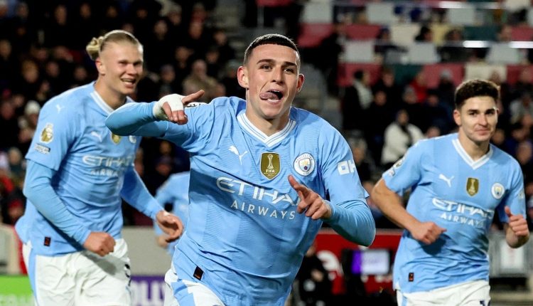 Phil Foden hat-trick hauls Man City within two points of Premier League lead | Football News