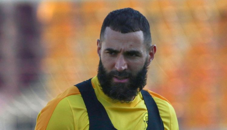 Benzema storms out of training session as feud with manager continues to simmer | Football News