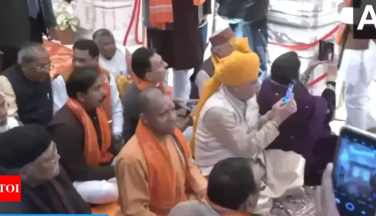 UP CM Yogi Adityanath visits Ayodhya's Ram temple with other MLAs | India News