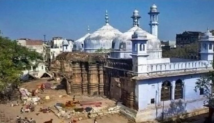 Uttar Pradesh Kashi Vishwanath Temple Case: Hours After Court Orders, Prayers Performed Inside Cellar of Gyanvapi Mosque (Watch Video)
