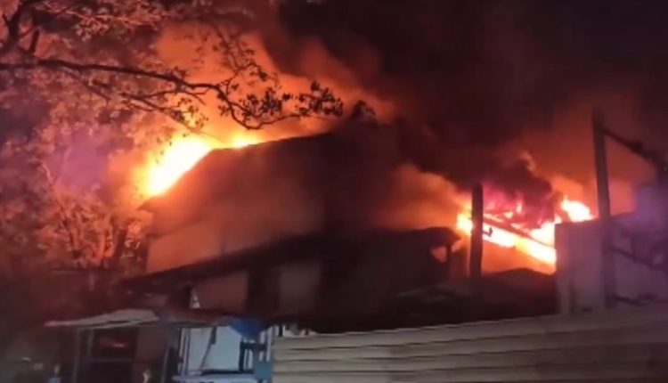 Daman Fire: Blaze Erupts in Plastic Factory, Seven Fire Tenders Rushed to Spot (Watch Video)
