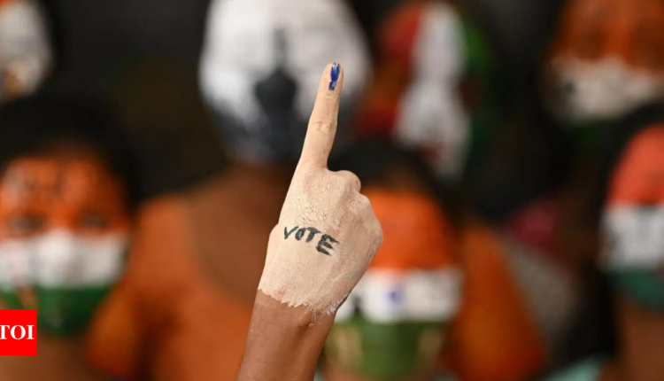ECI uses ‘Turning 18’ campaign for first time voters | India News