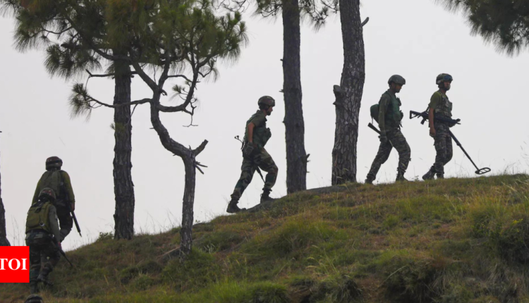 4 policemen beaten up by Army personnel in J&K's Kupwara | India News