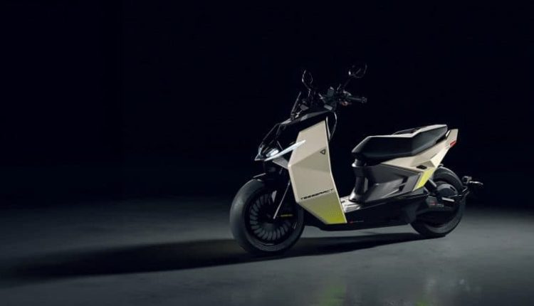 Ultraviolette Tesseract Scooter Launched in India With 261 km IDC Range; Check Price, Bookings Details, Specifications and Features