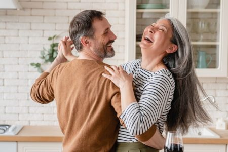 What is it like to date someone who is secure? Dating coach shares the green flags