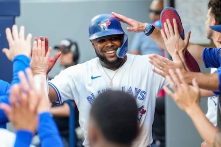 Blue Jays announce record 14-year, $500M US extension with star slugger Guerrero Jr.