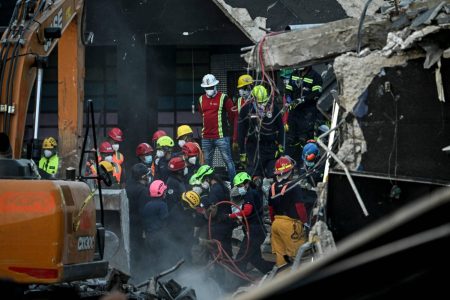 Dominican Republic ends search for survivors after scores killed in nightclub collapse