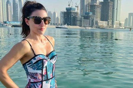 Exclusive: The Secret Diet Of ‘Superfit’ Soha Ali Khan: Her Pre And Post-Workout Snacks Include Almonds, Yoghurt, Honey &….’ | People News