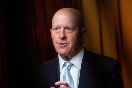 Goldman’s earnings provide reasons to believe in the stock despite a blurry backdrop