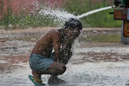 IMD Heatwave Alert: Mercury Goes Past 43 Degrees Celsius at 26 Places, Another Heatwave Spell Expected Next Week