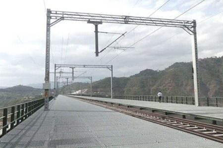 Jammu and Kashmir: PM Narendra Modi To Inaugurate Final Section of USRBRL on April 19, World’s Highest Railway Arch Bridge