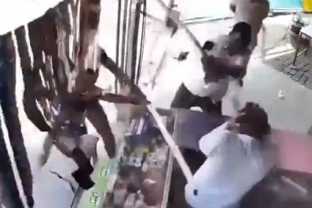 Lakhimpur Kheri: 4 Men Brutally Thrash Shop Owner With Sticks Over Land Dispute in UP, Disturbing CCTV Video Surfaces