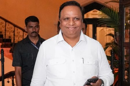 Minister Ashish Shelar Seeks Centre’s Help As Water Tanker Strike Looms Over CGWA License Row