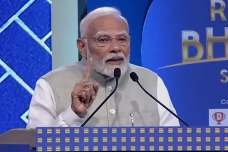 PM Narendra Modi Flays Opposition for Appeasement Politics, Says Waqf Amendment Act a Step Towards Social Justice