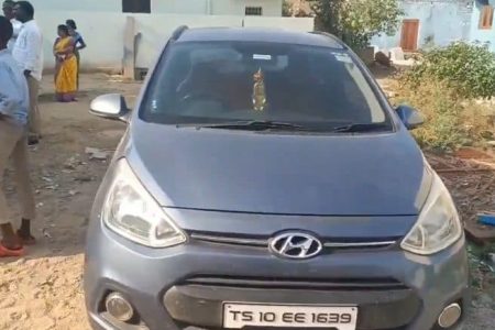 Rangareddy Shocker: 2 Children Die of Suffocation Inside Parked Car in Telangana (Watch Videos)