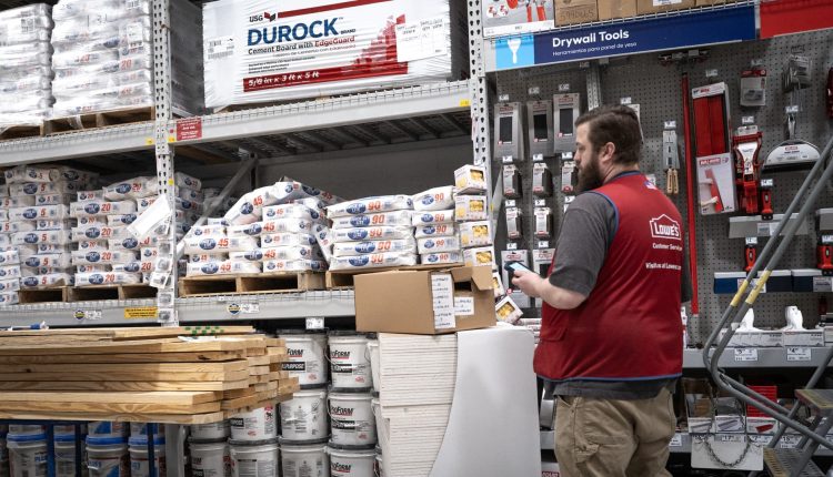 Lowe's (LOW) Q1 2025 earnings