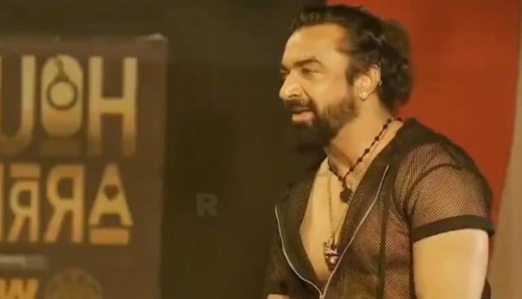‘House Arrest’ Host Ajaz Khan Discusses Kama Sutra Sex Positions With Contestants, Nishikant Dubey Assures Action As Video Clip of Ullu App’s ‘Reality Show’ Goes Viral