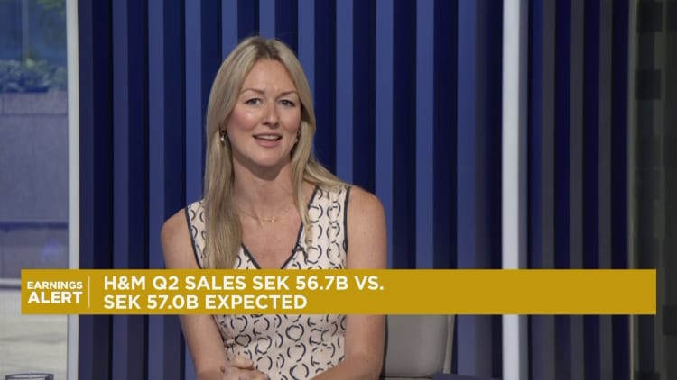 H&M points to uptick in summer sales despite tariff uncertainty