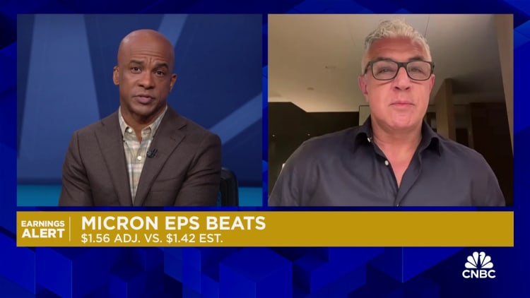 Micron gaining market share against Samsung not figured into share price: Susquehanna's Hosseini