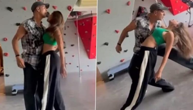 'Still Dancing on Cloud Nine’: Akshay Kumar Treats Fans With BTS Rehearsal Video From 'Housefull 5' Song ‘Dil E Nadaan’