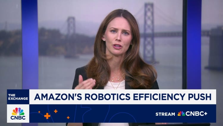 How Amazon is using AI to revolutionize robotics