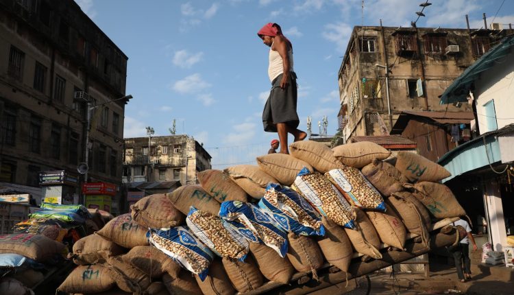 India consumer inflation extends slide to more than 6-year lows