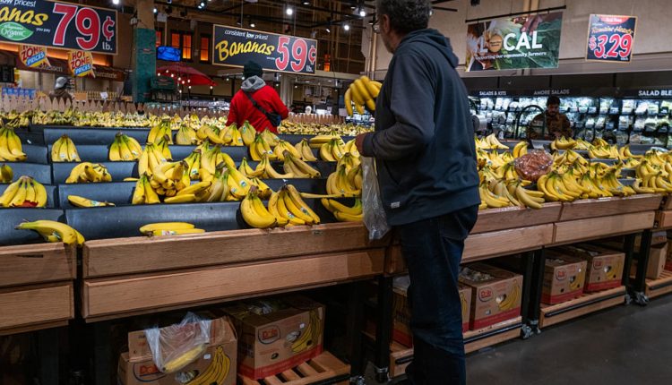 Inflation expectations drift back down to pre-tariff levels, New York Fed survey shows