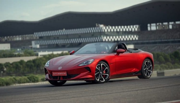 MG Cyberster Price, Specifications and Features Revealed, Know Everything About Electric Roadster Launched by JSW MG Motor India